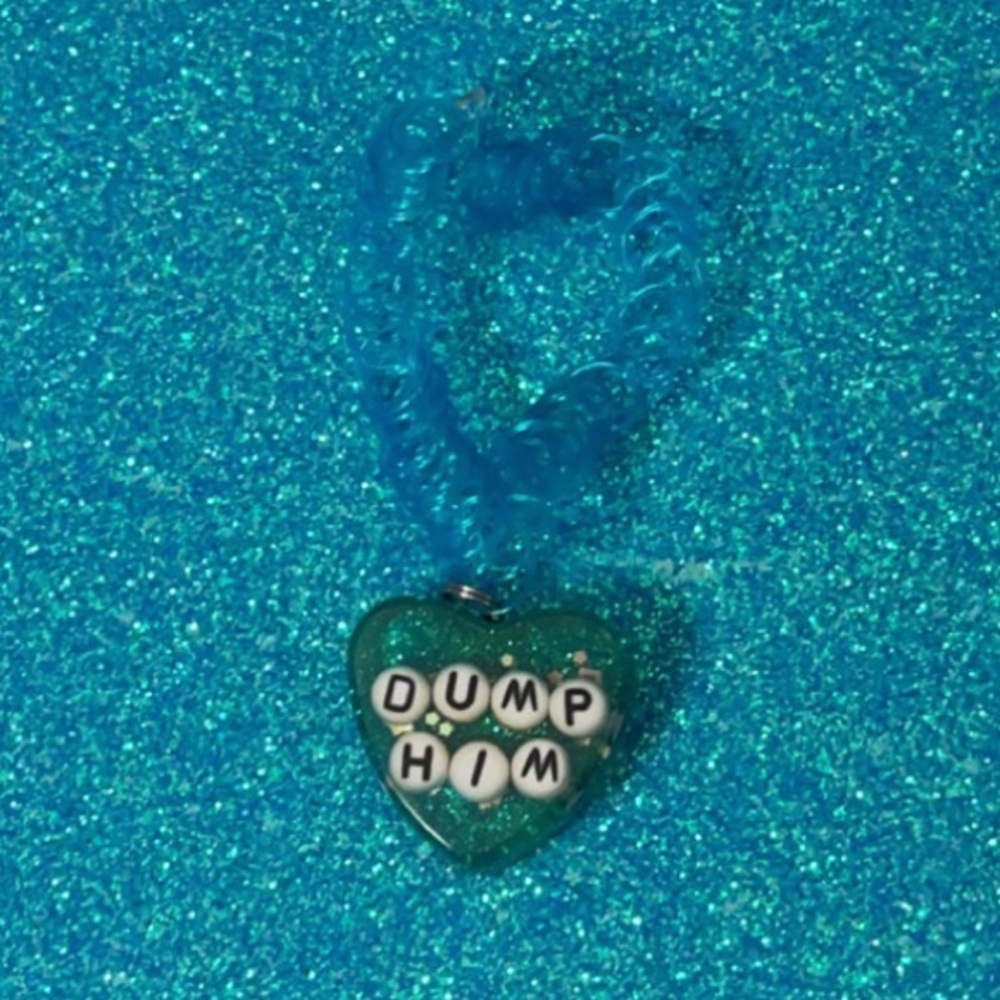 Blue Dump Him Heart Choker - Picture 2 of 5